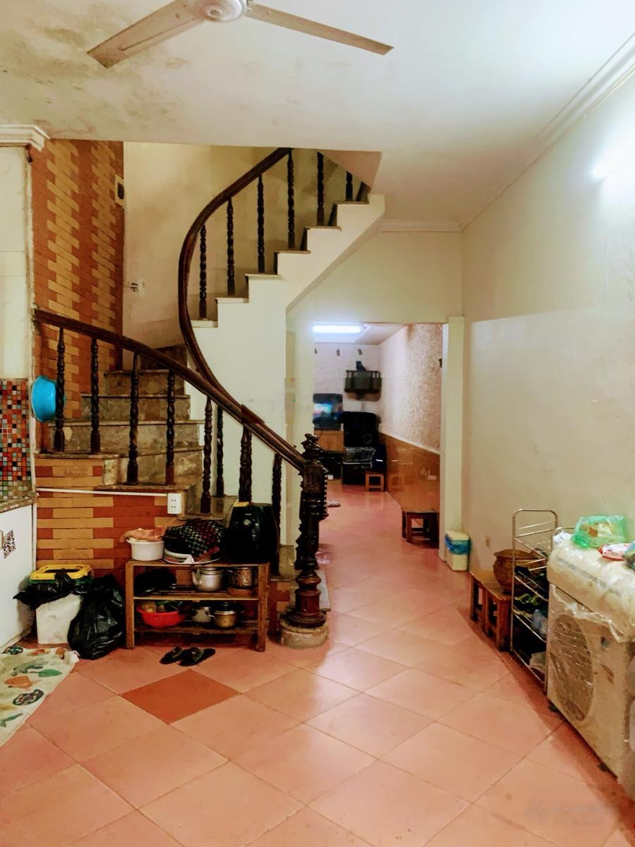 Hiếm - Nhà mặt ngõ 44 Nguyễn Trãi - ô tô - Kinh doanh đỉnh - Chỉ nhỉnh 6tỷ