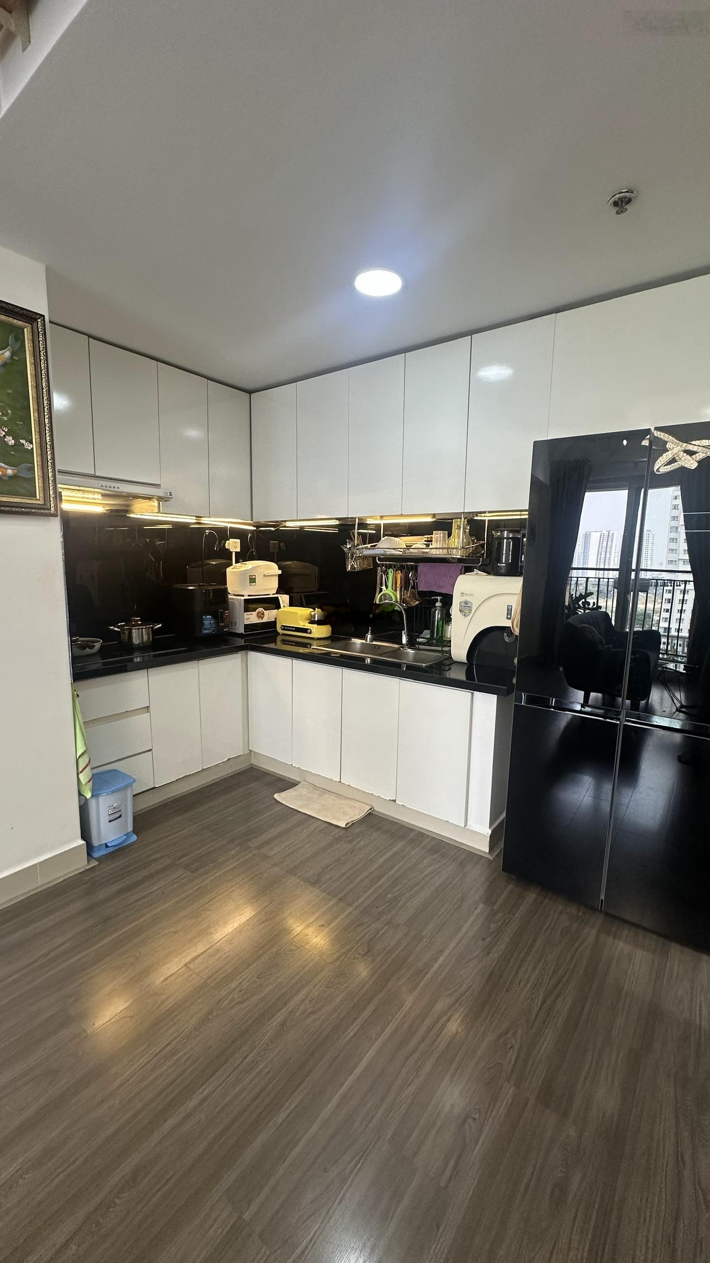 Căn 2 Phòng Ngủ 1wc View Hồ Bơi Giá 2 Tỷ 900 Triệu. Gọi Em : 0706334481