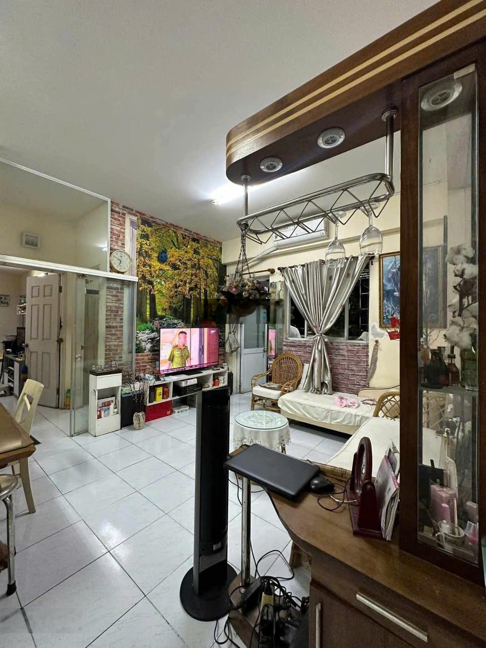 Bán căn hộ Lê Thành 2PN, 2WC, 65m2 tại chung cư Lê Thành, 2,69 tỷ, Bình Tân, HCM
