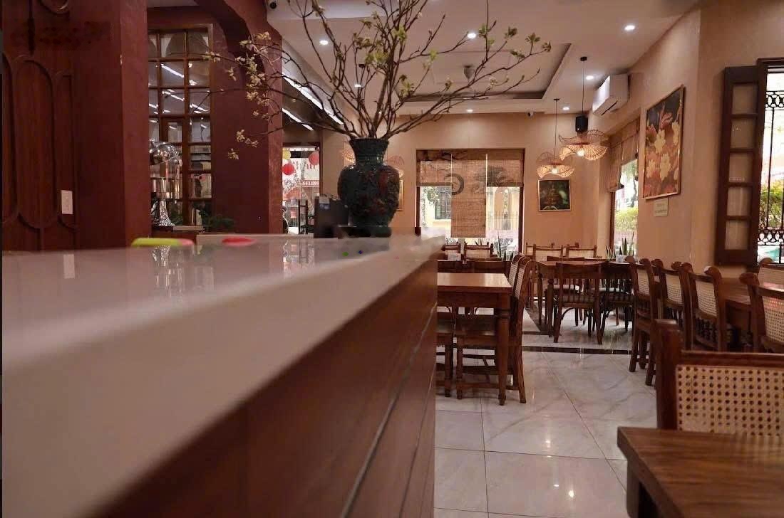 Siêu mặt bằng ở Hoàng Đạo Thuý biệt thự sân vườn - 500m2 sử dụng. Liên hệ: 0342567890