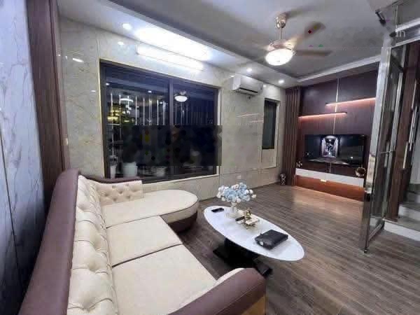 Giảm 1 Tỷ Bán Nhà 5 Tầng Liền kề Dịch Vụ Mỗ Lao, Hà Đông 50m² Mặt tiền 7m.