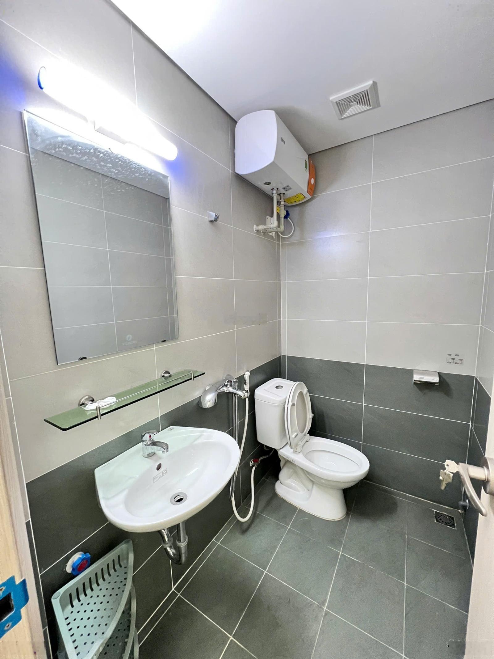 Bán căn hộ giá rẻ 56m2 2 ngủ 2vs mới tinh tòa HH2. Chung cư Hoàng Huy Đổng Quốc Bình Lạch Tray