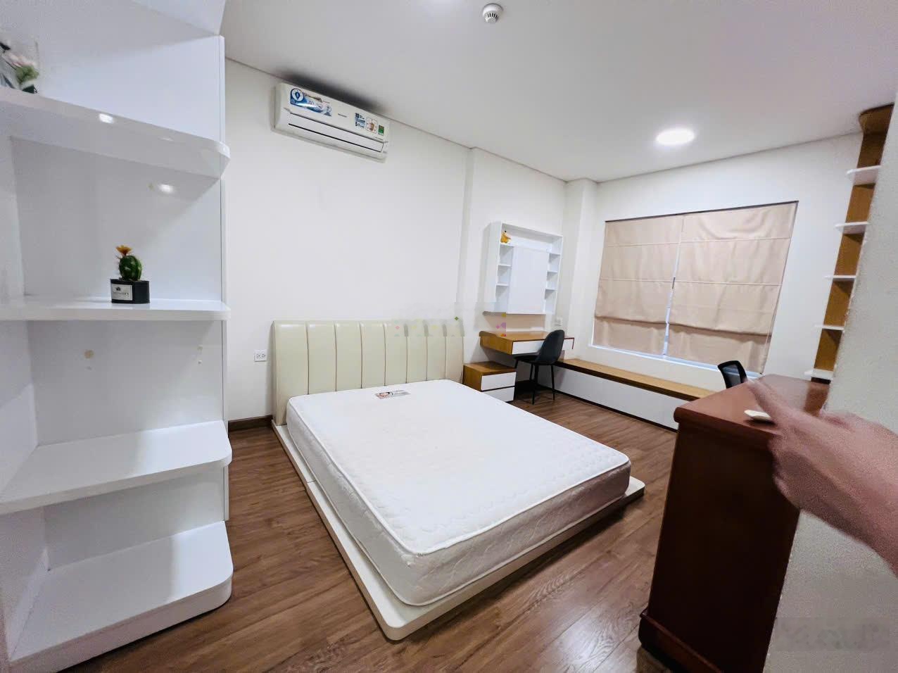 Cho Thuê 2PN2WC Dragon Hill 1 86M2 Giá 9.9 triệu Lh Quỳnh 0383891345
