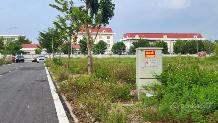 Chính chủ bán lô duy nhất đất đấu giá Tiến Thịnh, diện tích 90m2, mặt tiền 6m, giá chỉ 4x triệu/m2