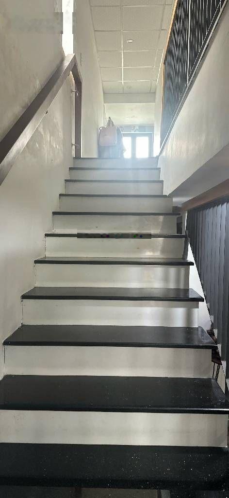 Bán Nhà Riêng tại Đường Bát Nàn Công chúa, 5,4 tỷ, 100m2, Giá ưu đãi!