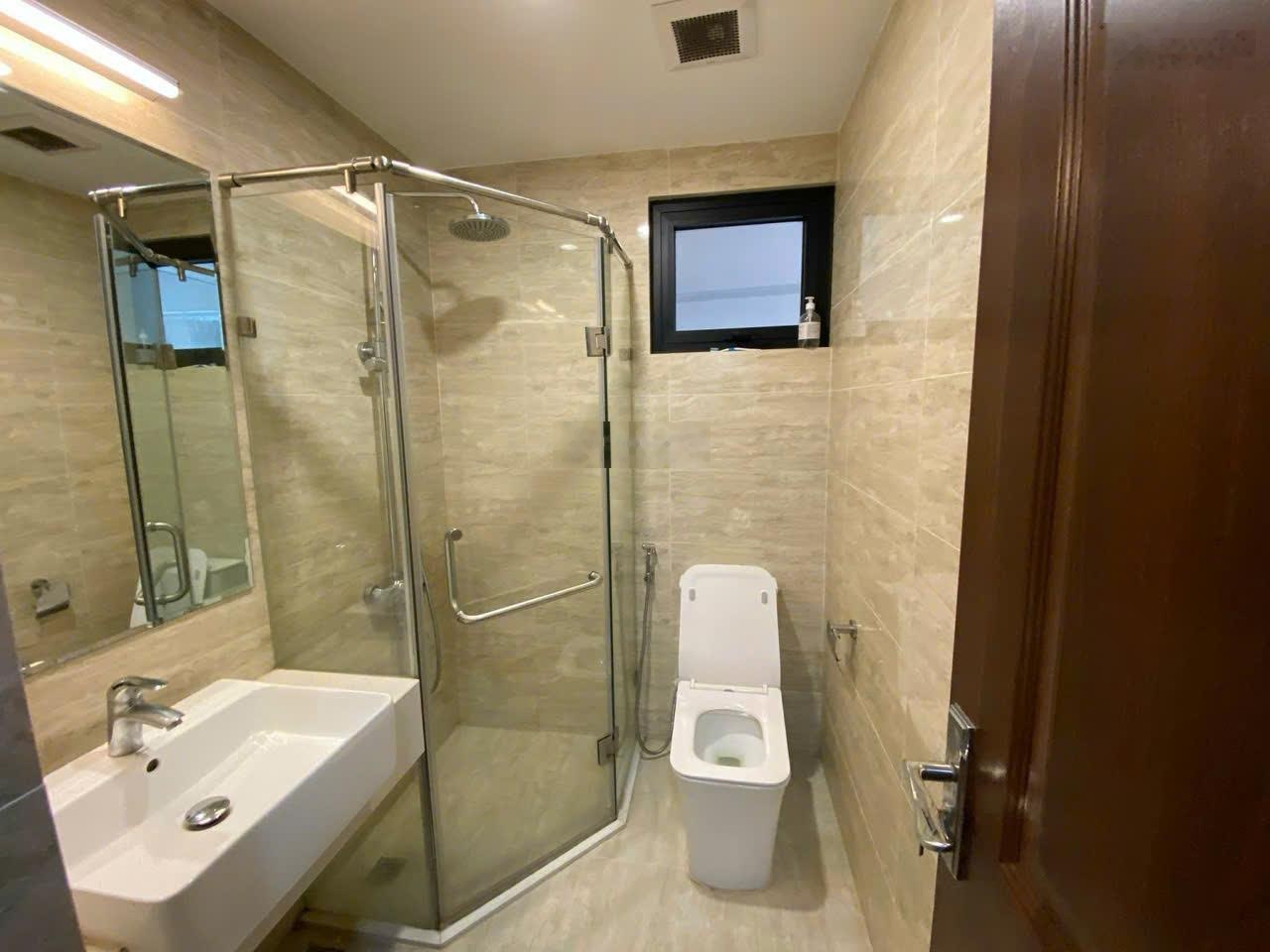 Chỉ với 6,950 tỷ sở hữu ngay căn hộ 78m2- 2pn 2vs chung cư roman plaza. lh 0937904678