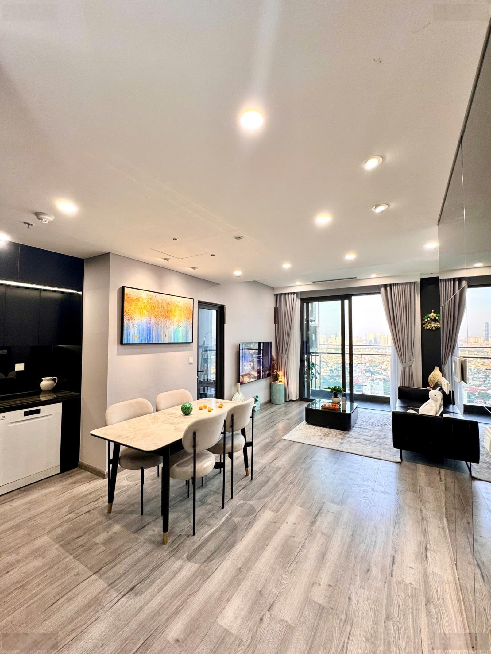 Chính chủ bán căn 3PN - 80m2 cc Masteri, view hồ, nhà đẹp full đồ, hướng mát, Smart City.
