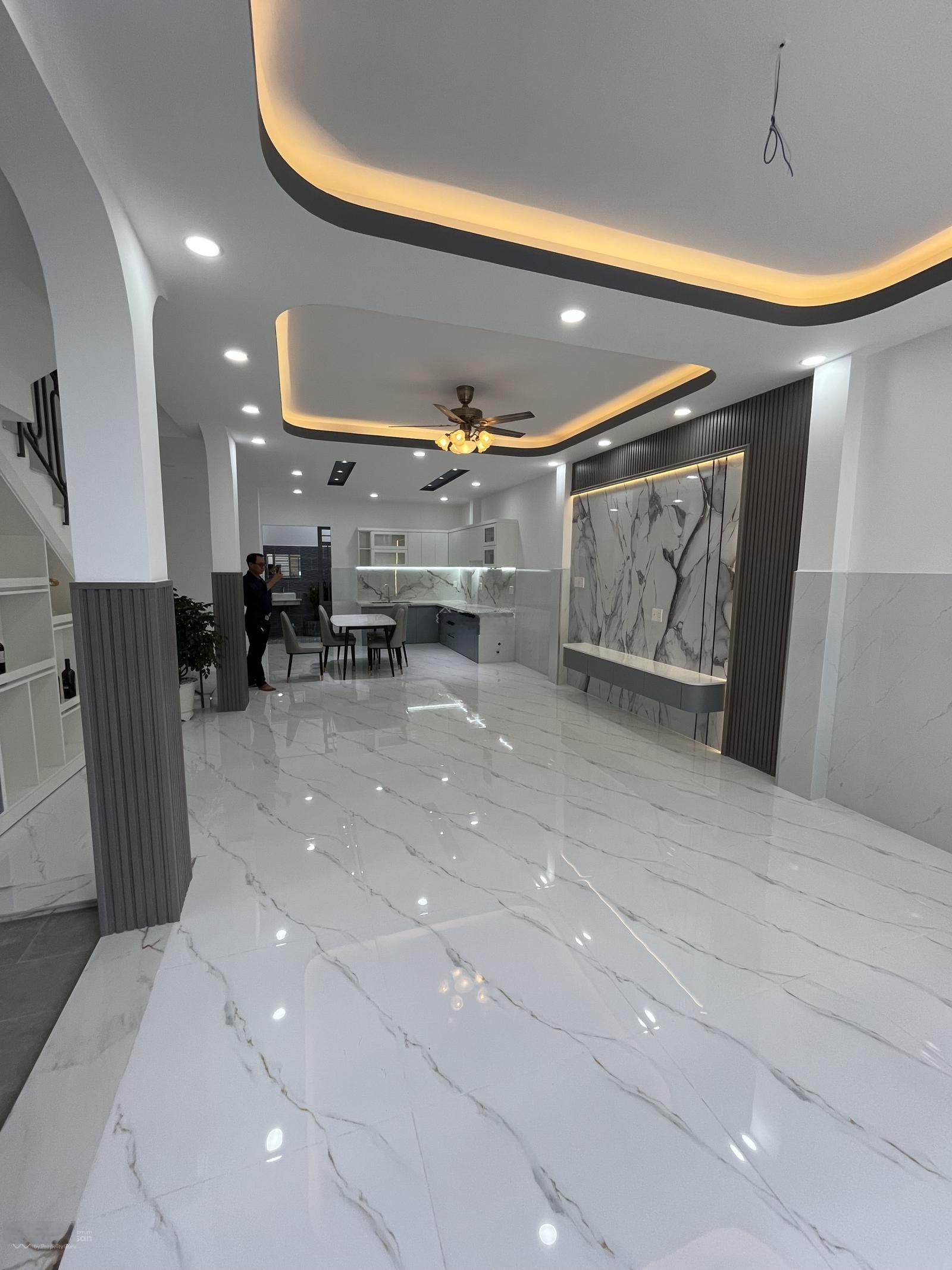 Bán Nhà riêng tại Phường Bình Hưng Hòa B, 5,6 tỷ, 83 m2, 4PN, 4WC, mặt tiền 6,5m