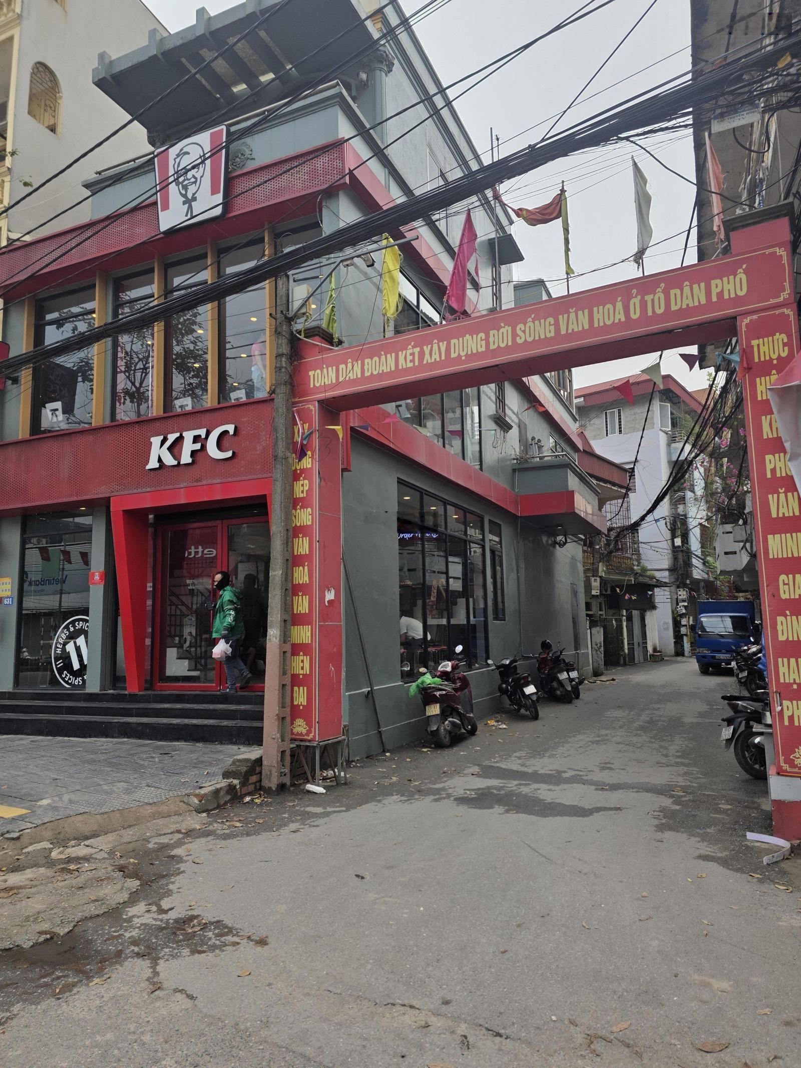 Chính chủ bán 75,25m2 đất sát trường Tiểu học Lý Nam Đế, thị trấn Trôi.