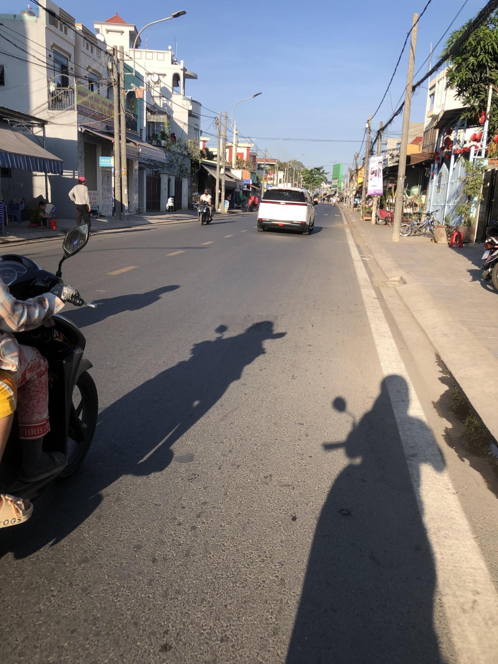 Nhà thành phố biên hòa gần QL1k sổ riêng thổ cư
