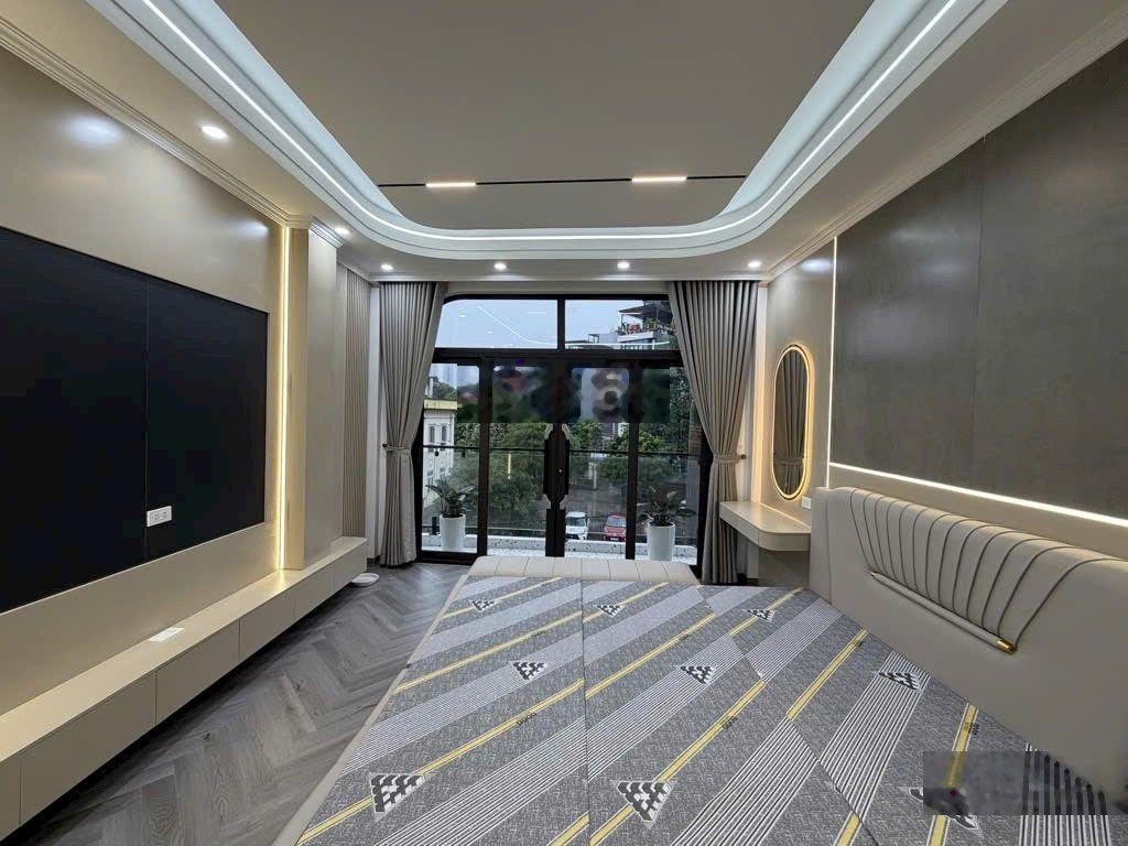 Chính chủ bán nhà 46m 6 tầng - thang máy - gara ôtô - ôtô tránh nhau - đầy đủ nội thật xịn