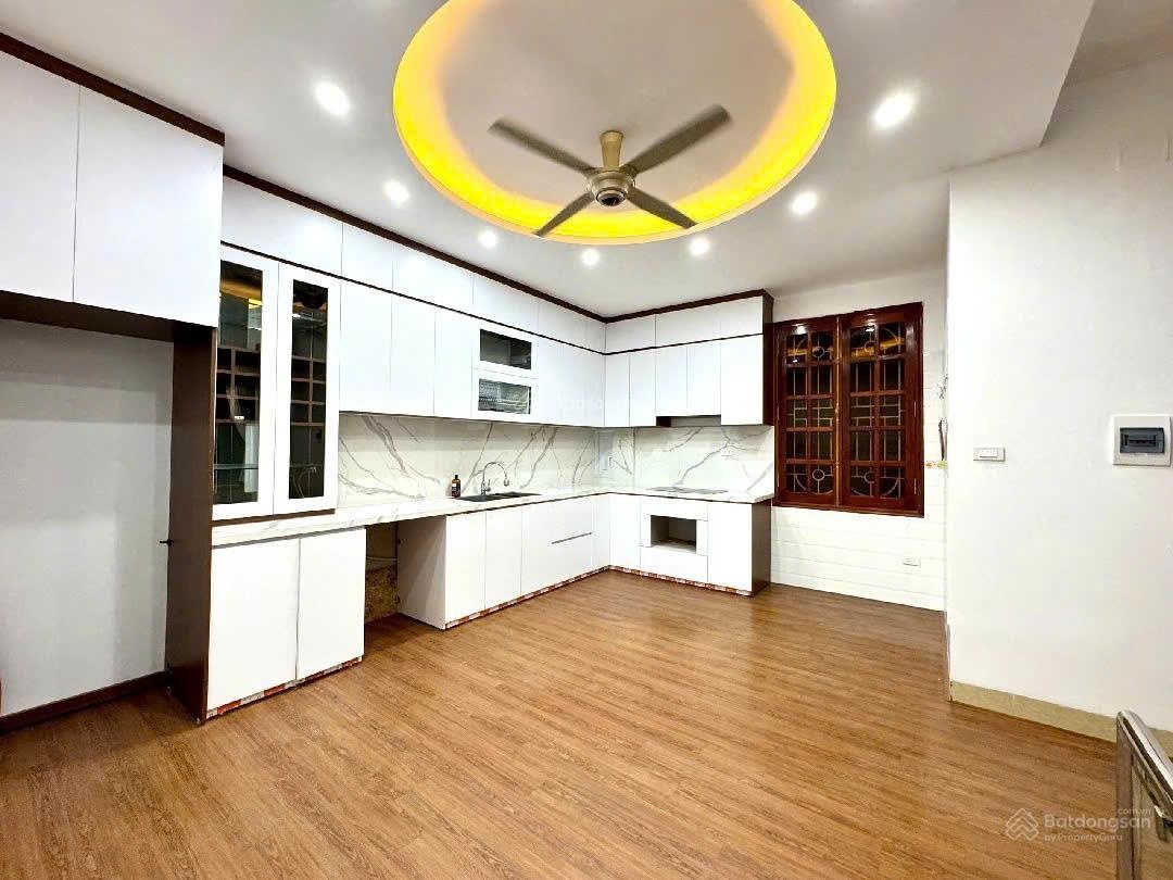 Bán Nhà Xuân Đỉnh 65m2 6 Tầng Thang Máy MT 6.2m Ô Tô Đỗ Cửa Full Nội Thất ngay Ngoại Giao Đoàn
