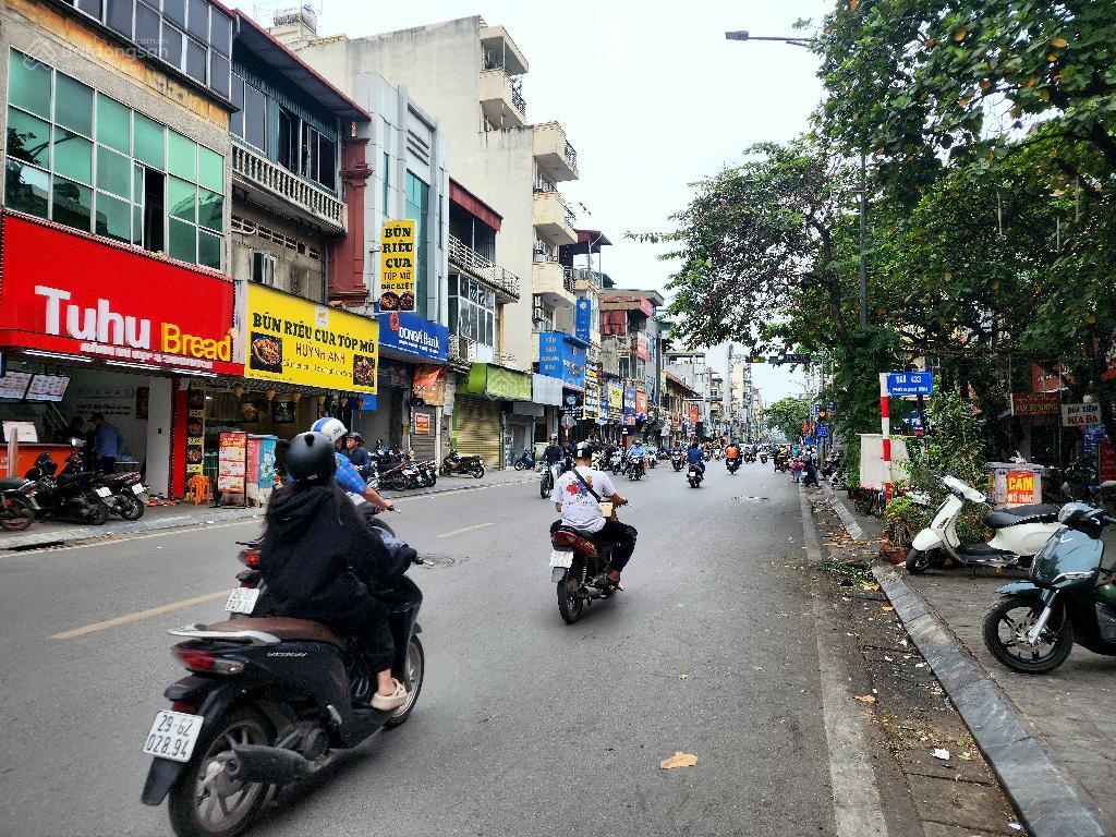 Bán nhà riêng 122m2, 5 tầng, mặt tiền 11m tại Ngọc Hà, Ba Đình, Hà Nội, 77 tỷ VND