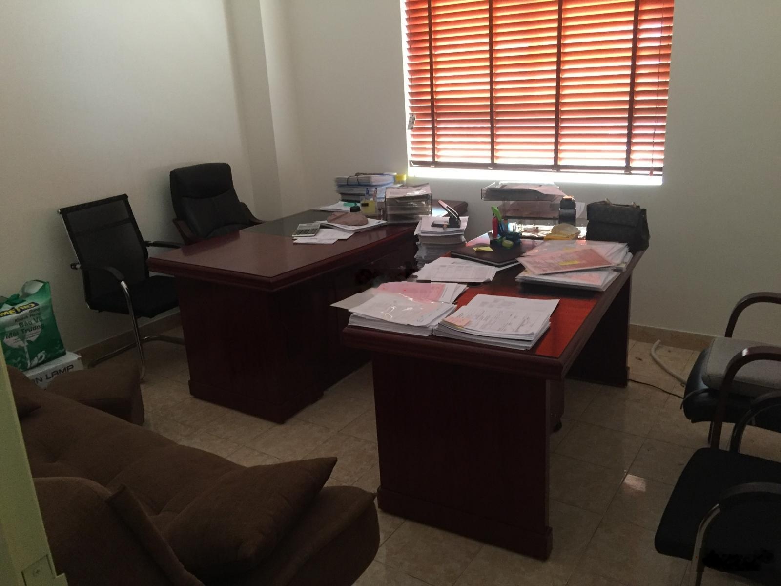 Cho thuê căn hộ 126m2, 3 phòng ngủ tại Tòa nhà HH2, phố Dương Đình Nghệ, Phường Cầu Giấy mới