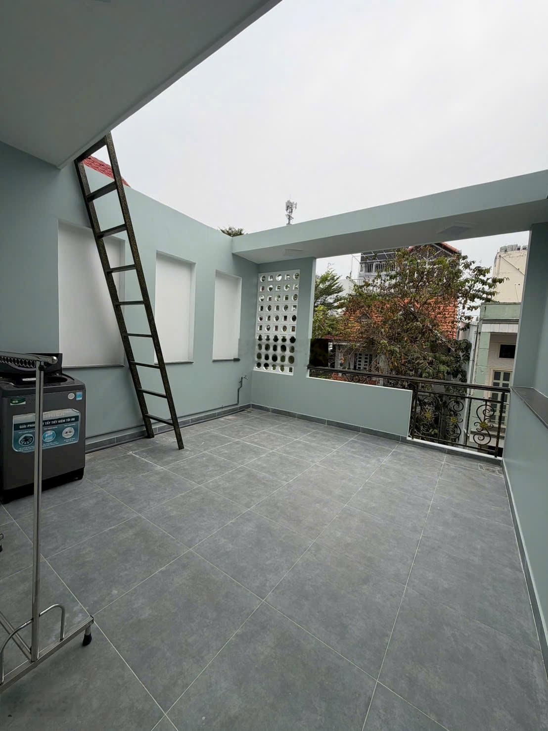 Nhà đẹp 3 tầng (4.85 x 12m) HXH Trường Chinh - Trường Công Định giá chỉ 8.8 tỷ TL
