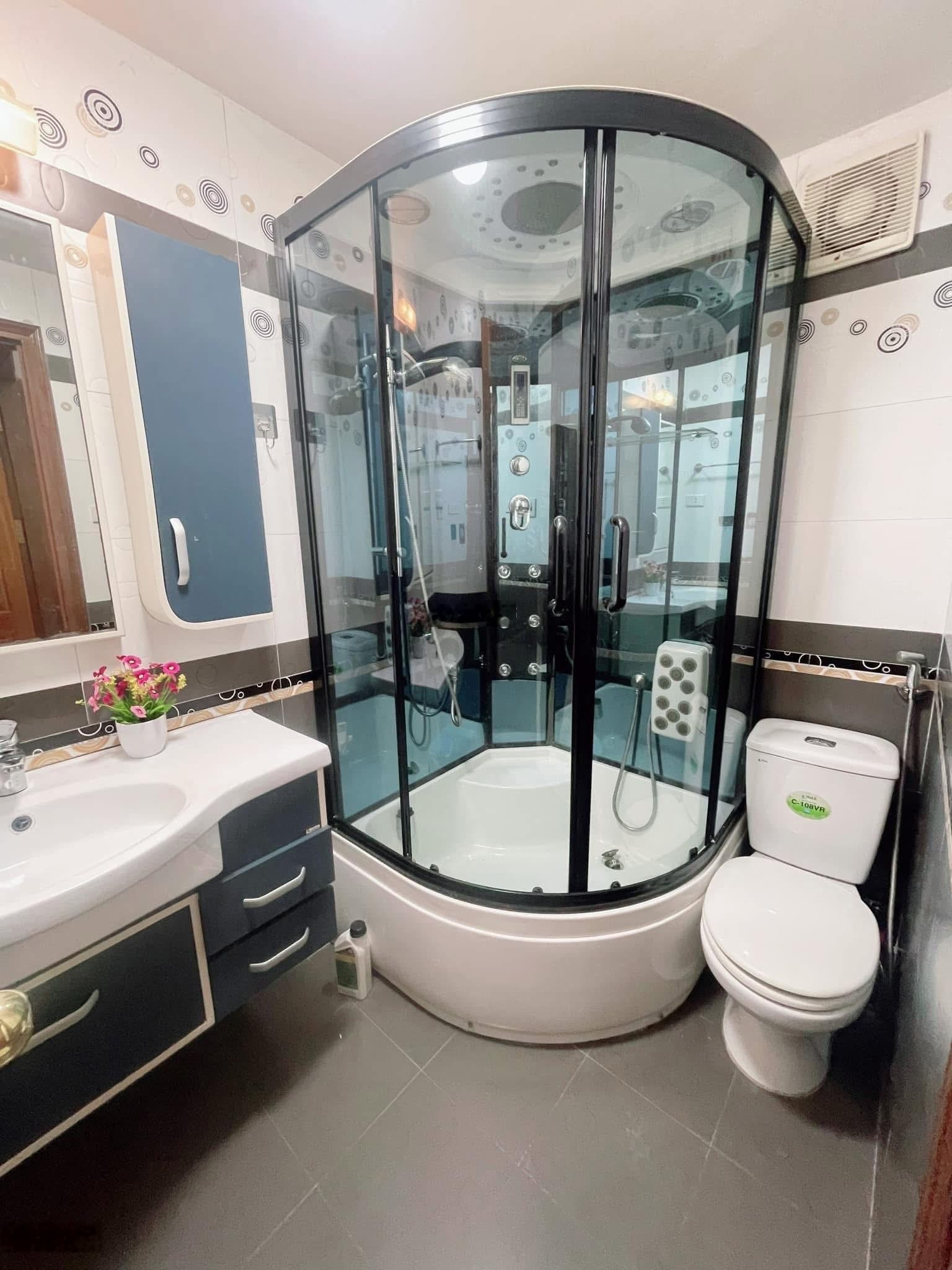 Chính chủ cần bán nhanh nhà mới đẹp hoàng mai. 85m2 5tầng, 6 ngủ, ô tô tránh, kinh doanh giá 24 tỷ.