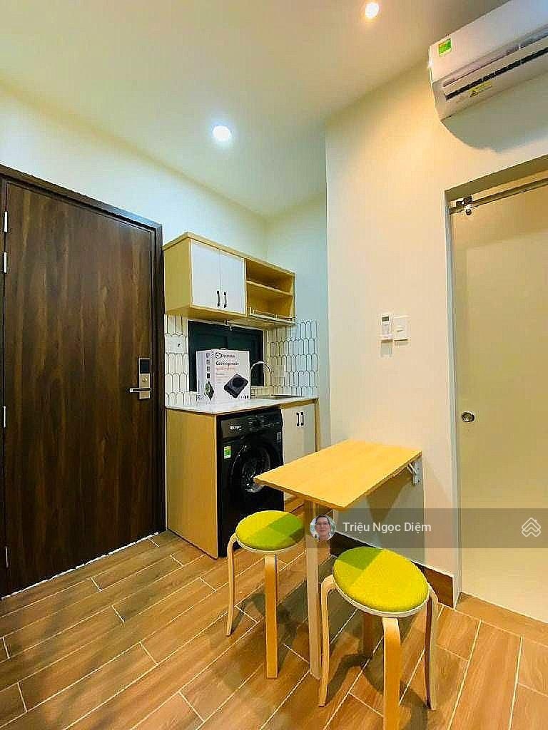 Chdv mới đẹp 8 tầng thang máy 14 phòng dòng tiền 110tr hxh 6m trần bình trọng bình thạnh
