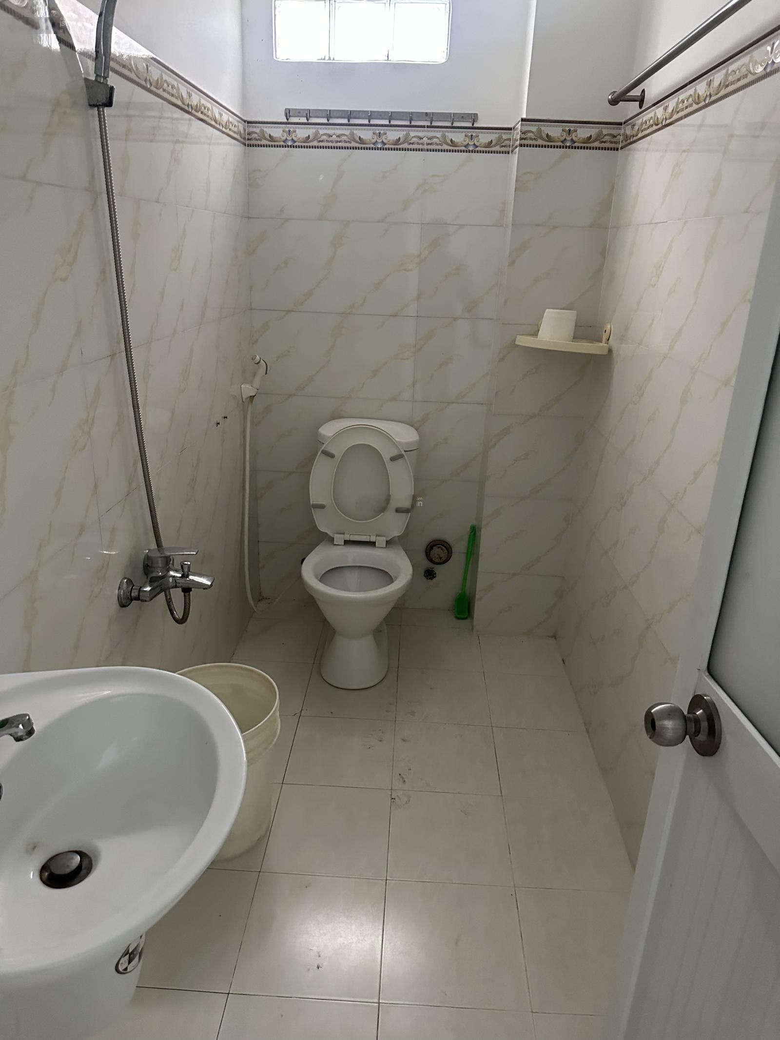 Nhà mới có nội thất 4*17m 1lầu 3pn 2wc hxh nguyễn sỹ sách