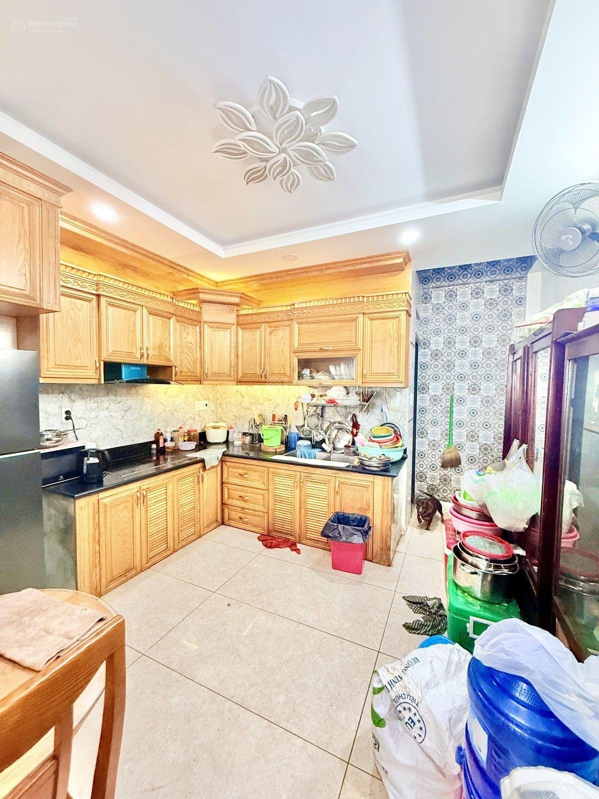 Nhà đẹp -30m ra mt lê văn sỹ-hẻm 5m-48m-4tầng-(4x12m)-hơn 10tỷ chút