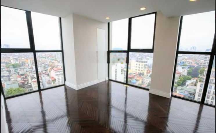 Cần bán căn 1 ngủ sẵn sổ cực đẹp tại Hoàng Thành Tower 114 Mai Hắc Đế. LH: 0858600200