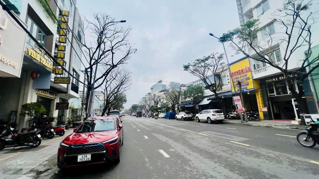 Siêu phẩm biệt thự view sông 250m2 trung tâm đà nẵng