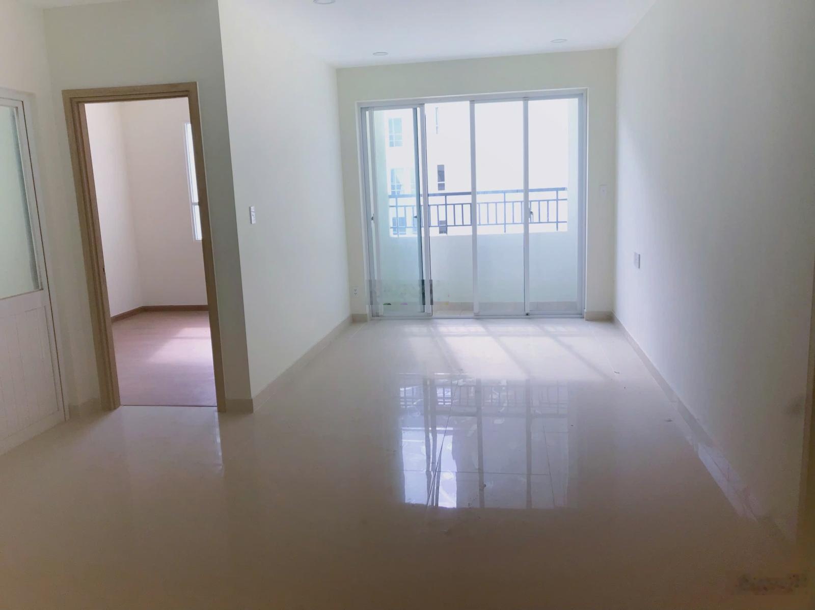 3pn 2wc nhà trống 8tr/tháng đầy đủ tiện ích, hồ bơi, siêu thị tại Dream Home quận 8