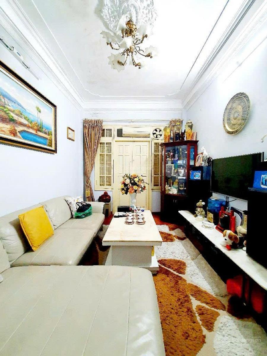 Bán NR tại Phố Hoàng Cầu, 17 tỷ, 57m2, 4 Tầng