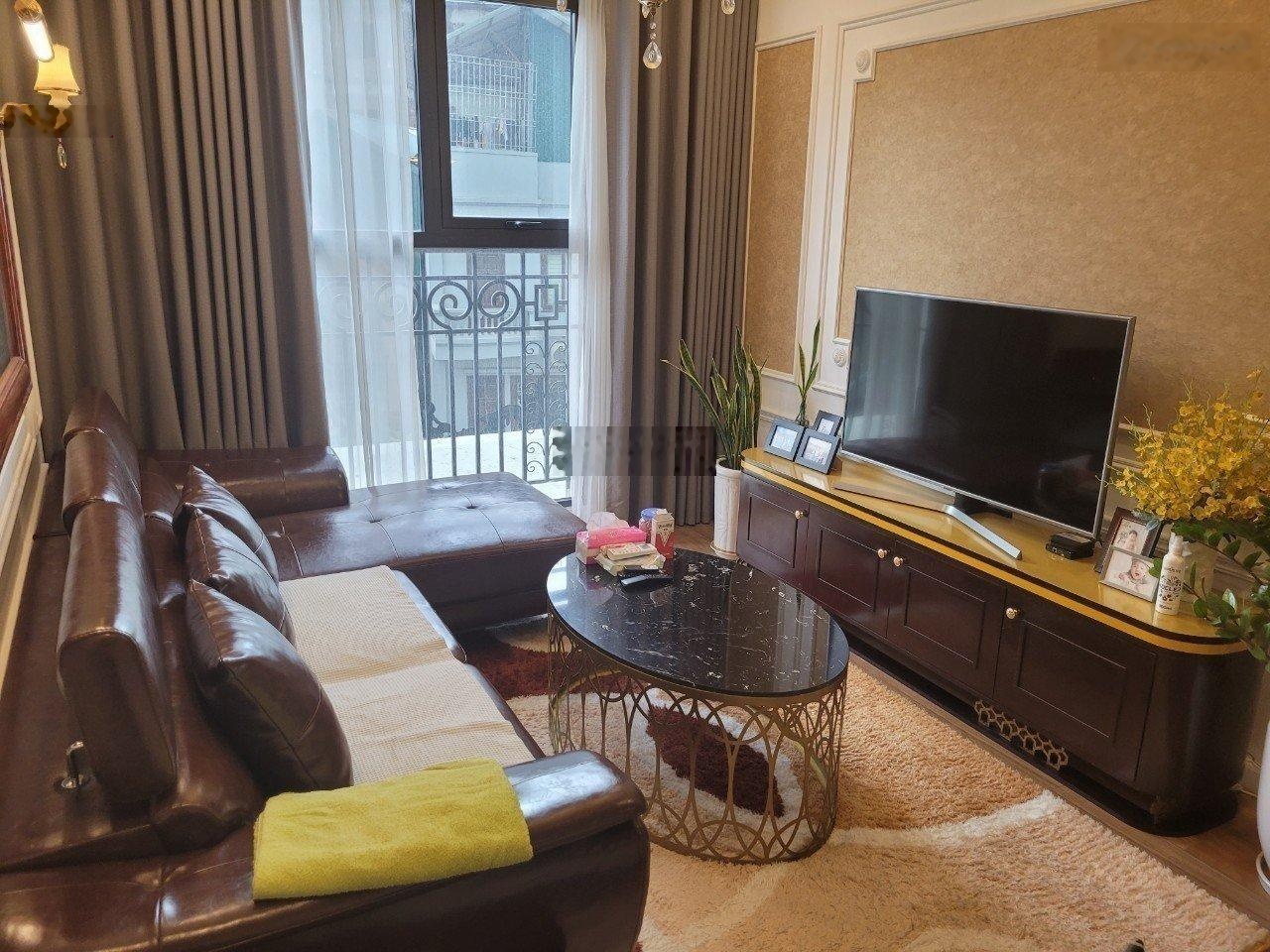 Bán căn 3 phòng ngủ, căn góc cực đẹp, full nội thất đẹp chỉ việc ở, Sky Central, 176 Định Công