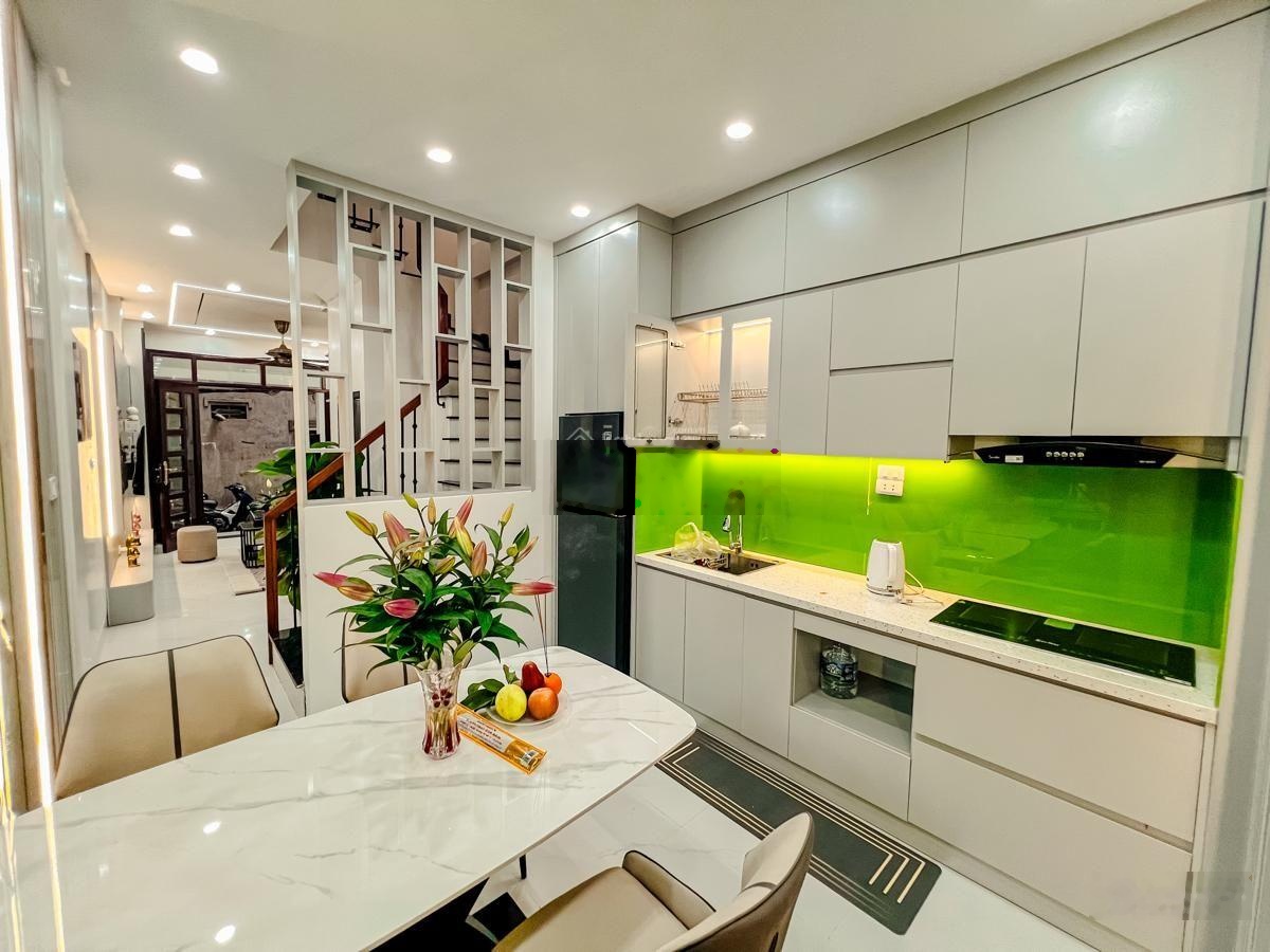 Bán nhà đẹp, lô góc, phố Lê Gia Định - Phố Huế, HBT, 50m ra đường ôtô qua, ở sướng, giá nhỉnh 10 tỷ
