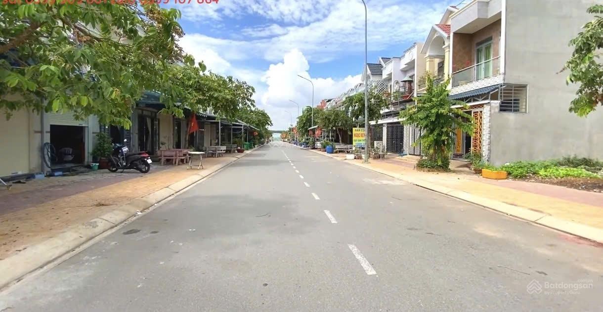 Chủ ngộp bank bán nhanh căn nhà 1t1l nằm kdc phong phú - bình chánh - hcm giá 2 tỷ 2