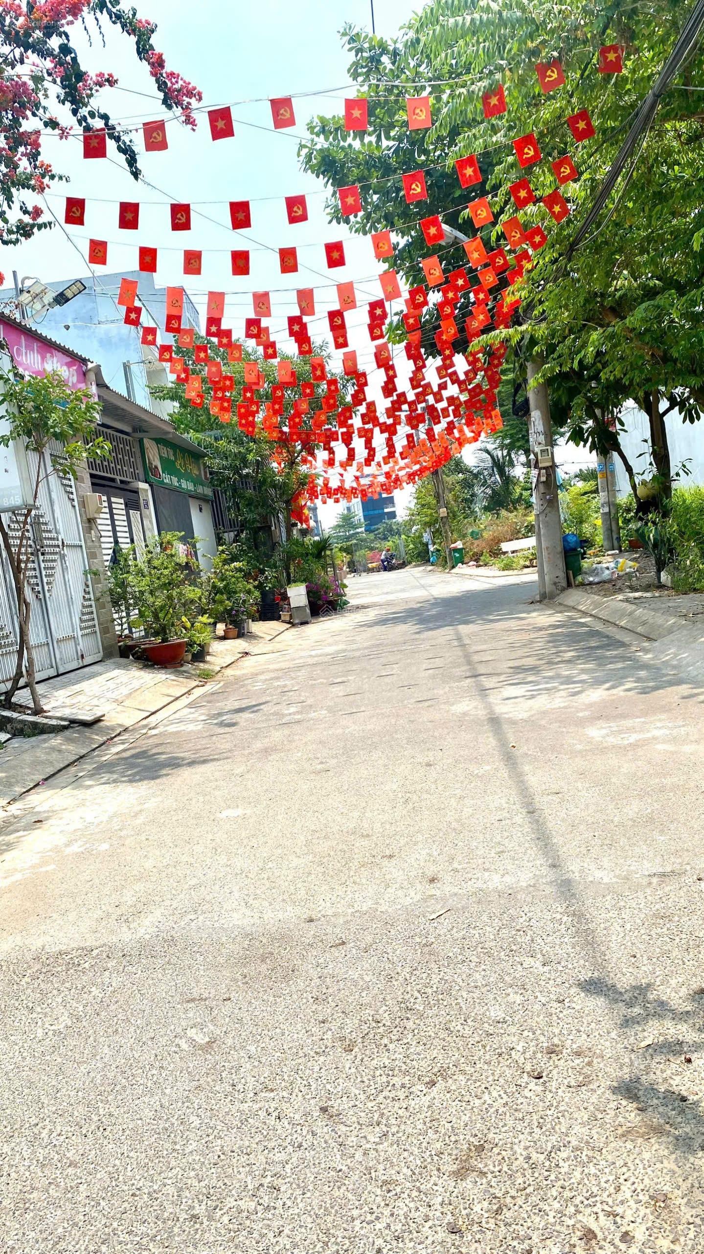 Nhà đẹp Lò Lu gần Đông Tăng Long full nội thất giá tốt - cách vinhome 5p kết nối Liên Phường VĐ 3