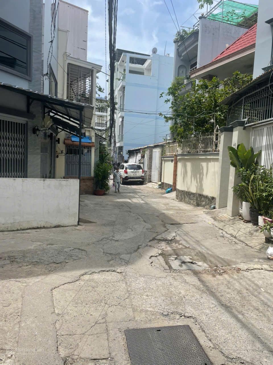 Bán nhà riêng tại 183 Bùi Đình Túy, 9 tỷ, 70m2 goi ngay sô 0902392258