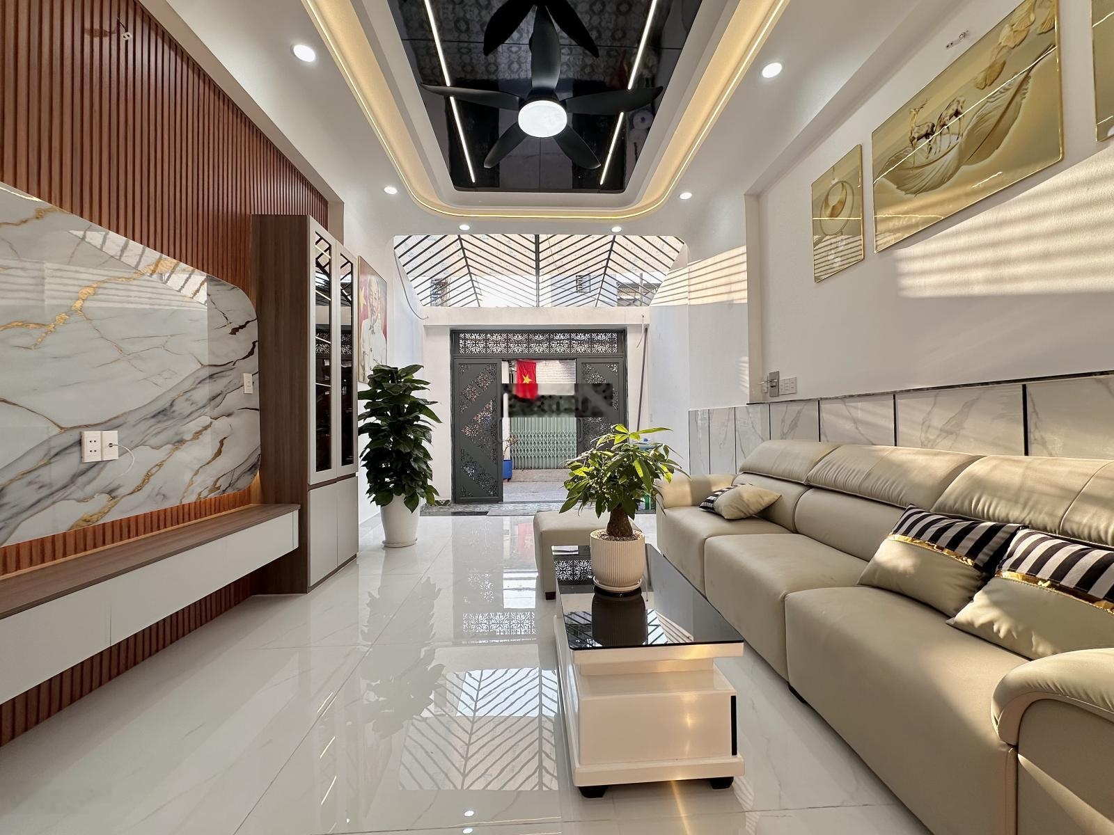 Nhà Phố HXH thông Xây Mới 3 Tầng Full NT ở ngay sát bên Tân Phú