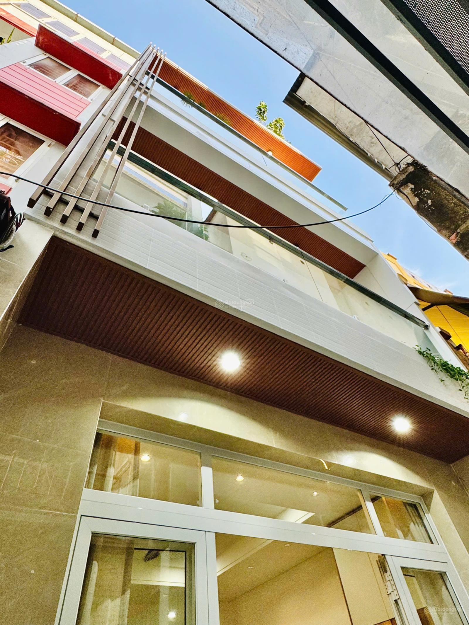 Giảm sốc 700tr - nhà 4 tầng khu vip phan xích long - 2 mặt hẻm - chỉ 8.3 tỷ