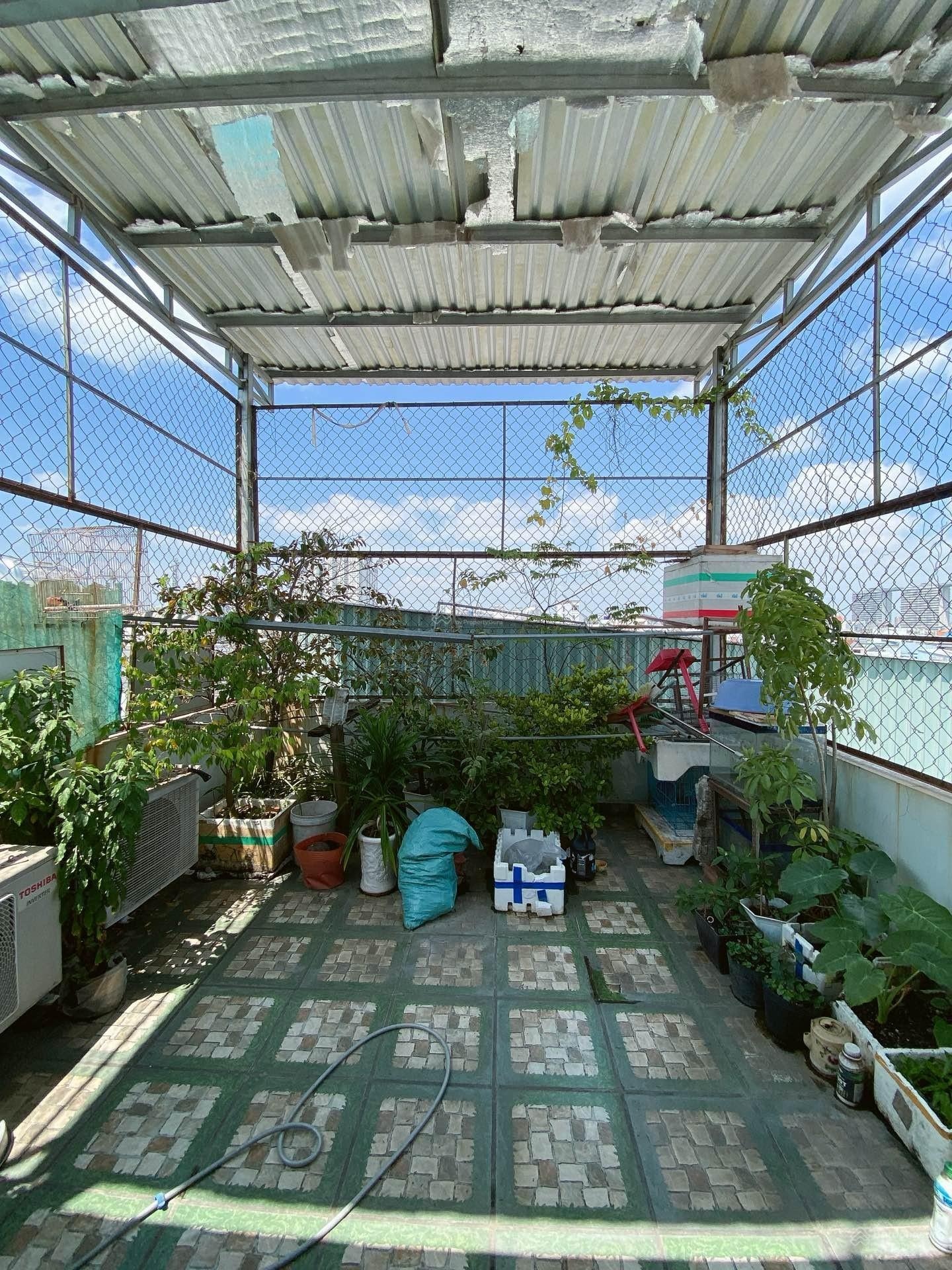 Bán nhà quận 8 - đường Nguyễn Thị Tần - chợ Rạch Ông - xe hơi đỗ cửa - 64m2 giá nhỉnh 10ty