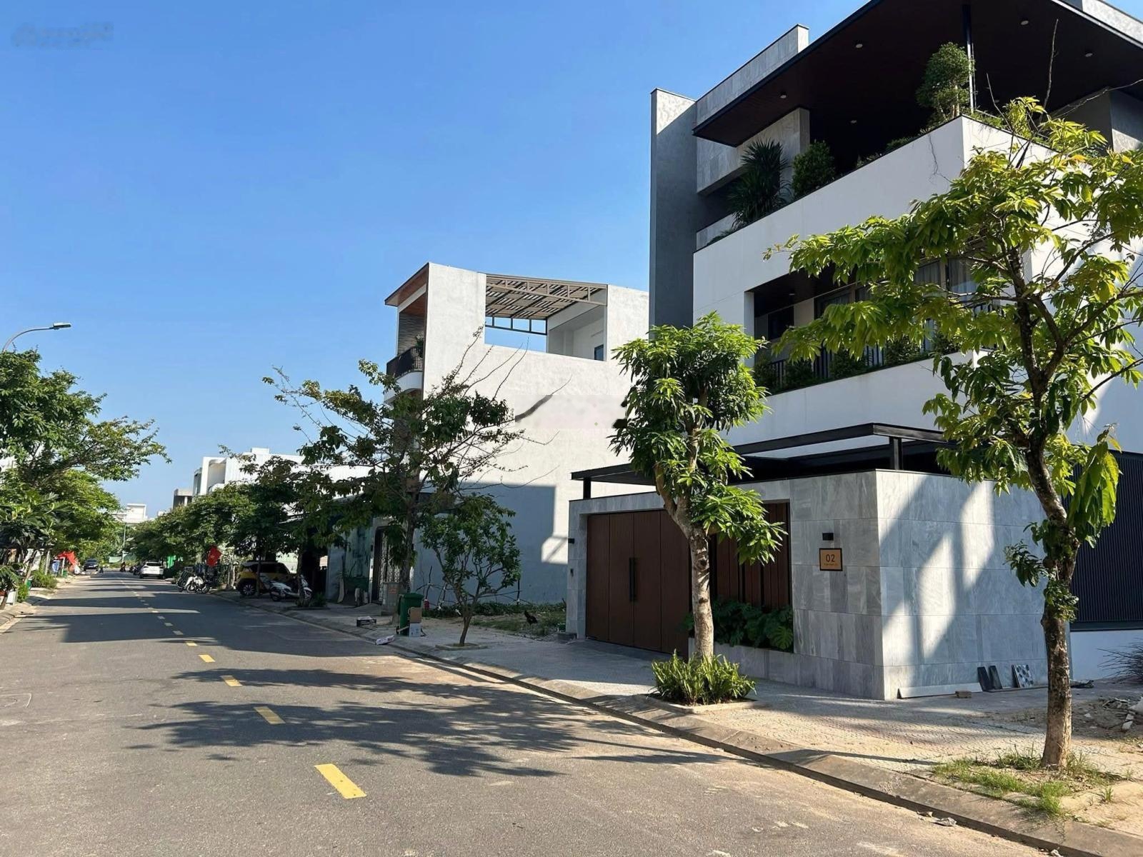 Bán đất MT đường Hoà Phú 27, Khu E kim long (điện âm), giá chỉ 7 tỷ 150 tl