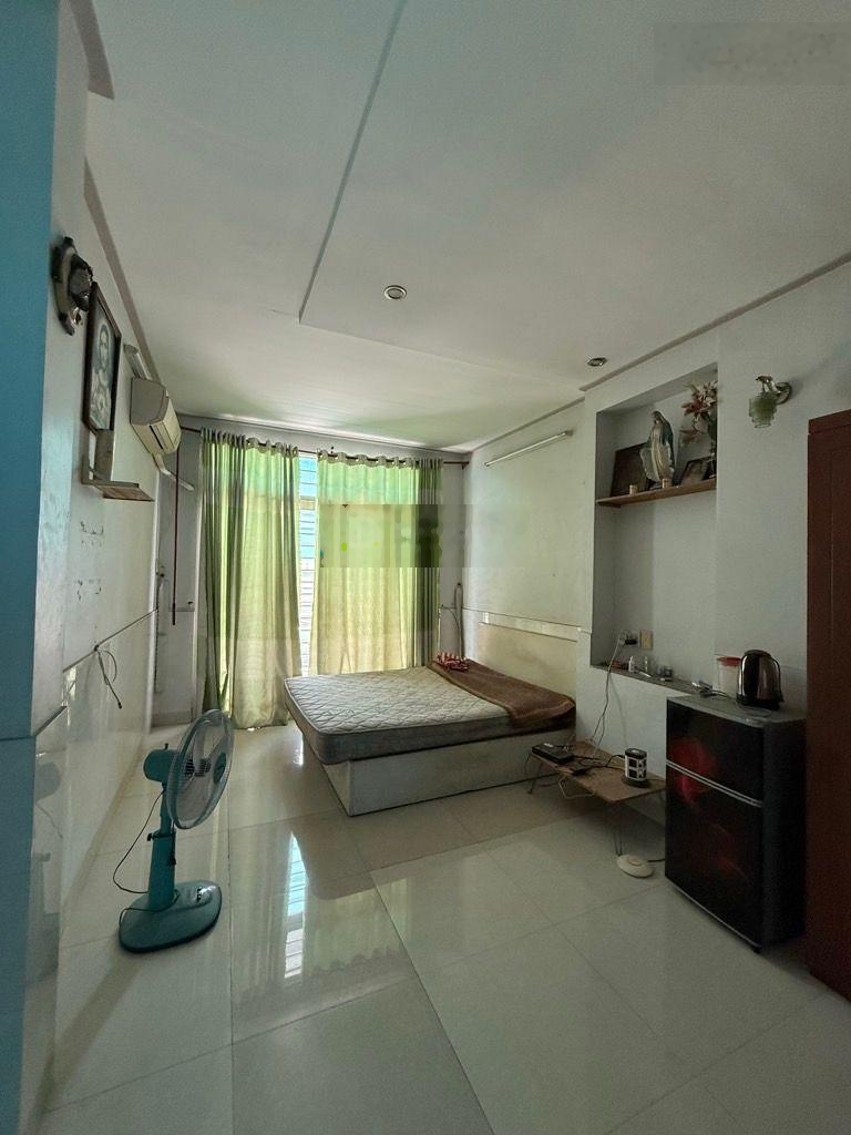 Siêu phẩm nhà 5 tầng hẻm xe hơi tránh khai thác dòng tiền tốt