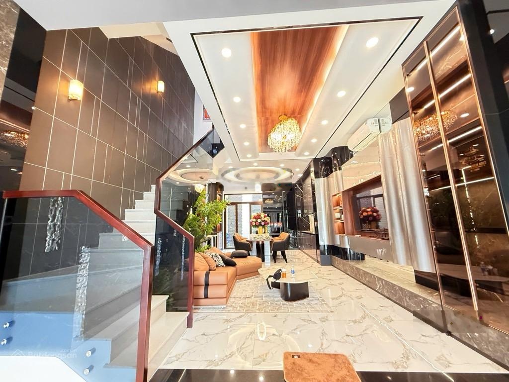 Quận 7 - nhà 4 tầng đường số 5m x 18m view kênh đào -sang trọng - f phú mỹ-thang máy- nhỉnh 16 tỷ