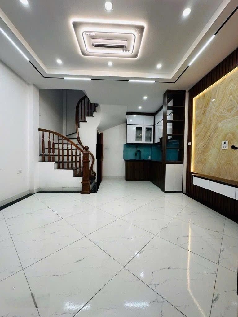 Bán Nhà Riêng tại Phú Mỹ, 8,7 tỷ, 35m2, 5PN, 5WC, 6 tầng, giá cực chất
