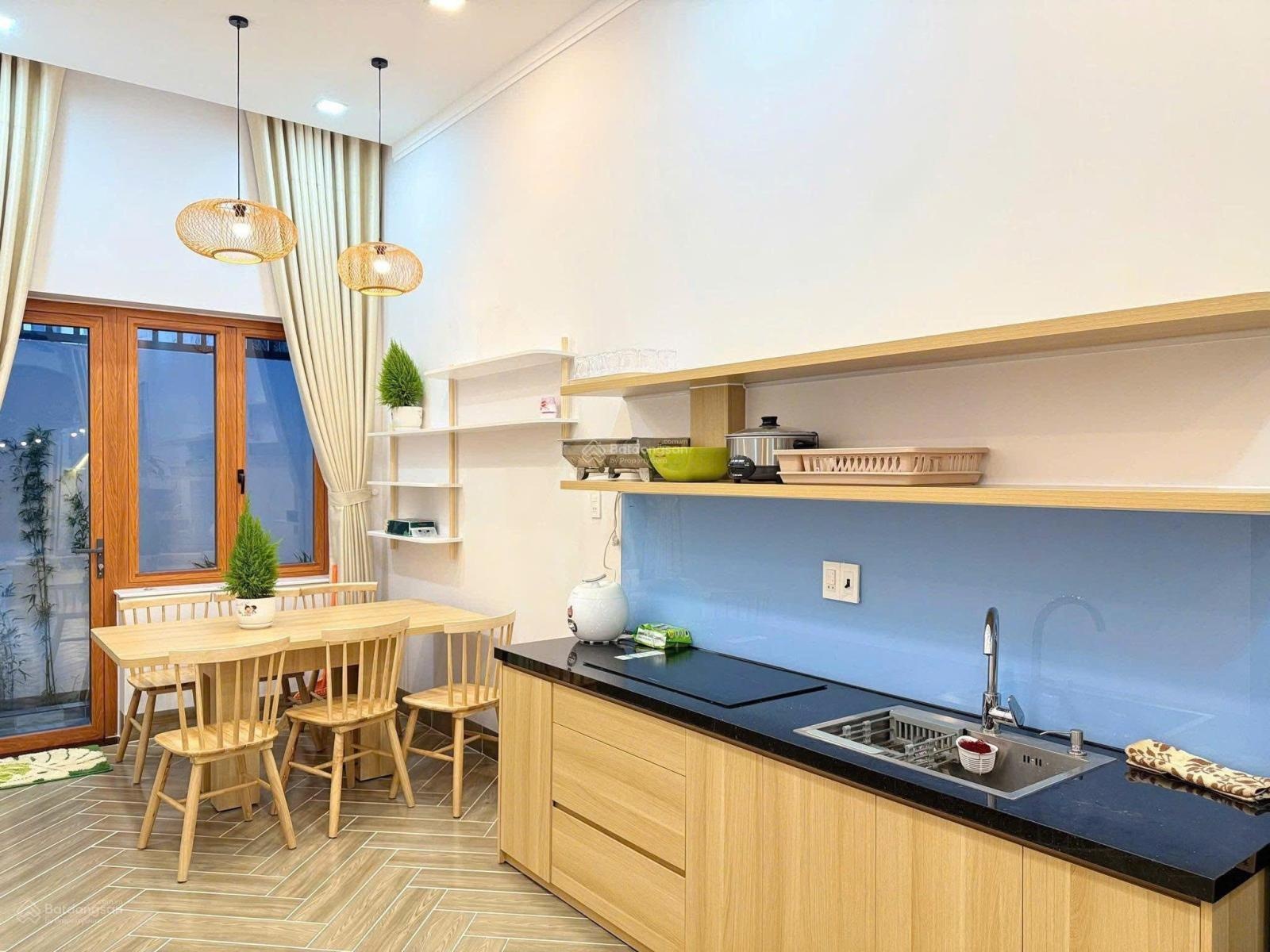 Nhà đẹp đường bờ kè mới phường Trấn Biên 80m2 chỉ 1.8 tỷ