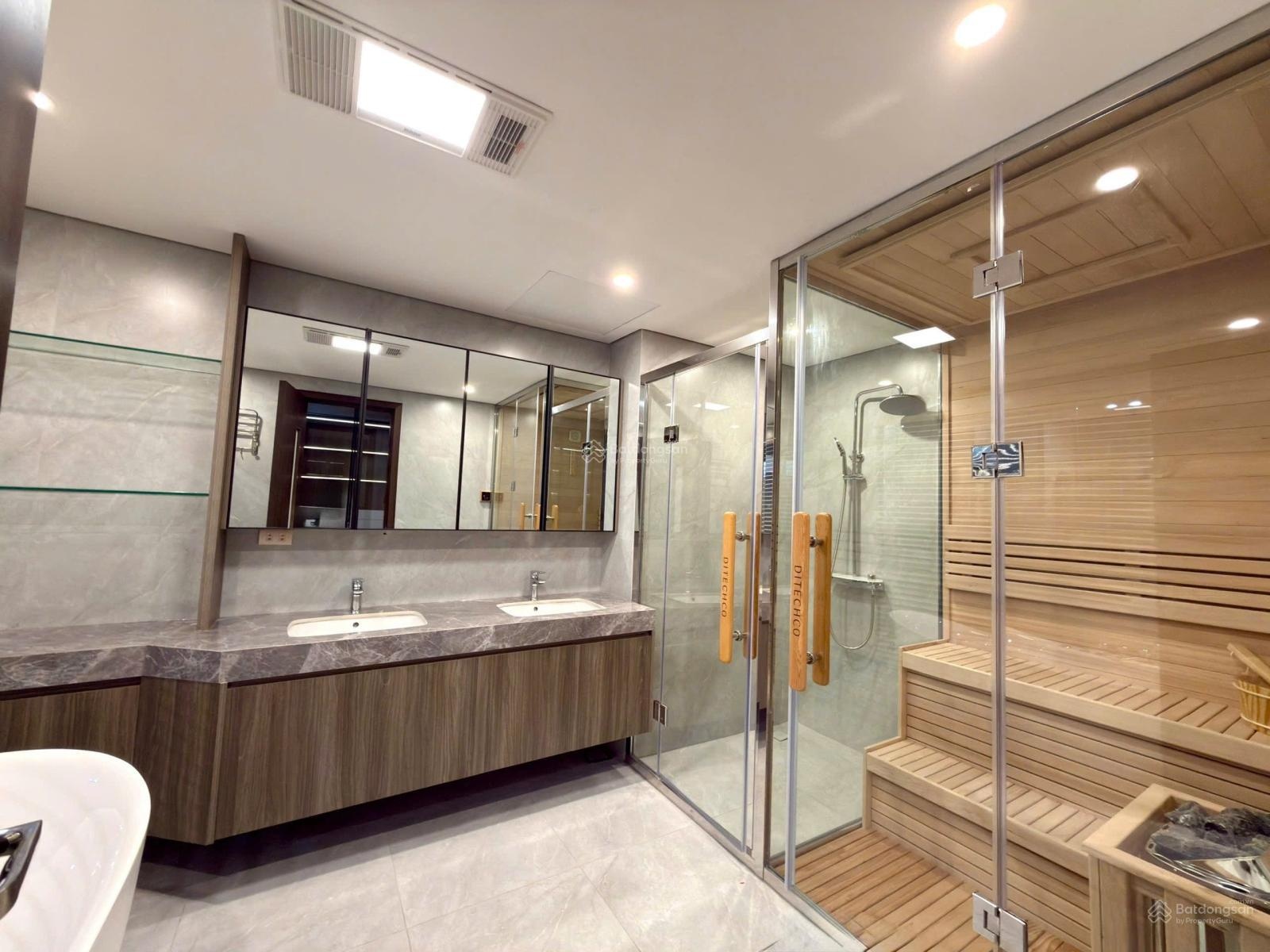 Bán nhà xây mới khu vực Gia Thụy - Nguyễn Văn Cừ - Bồ Đề - Long Biên