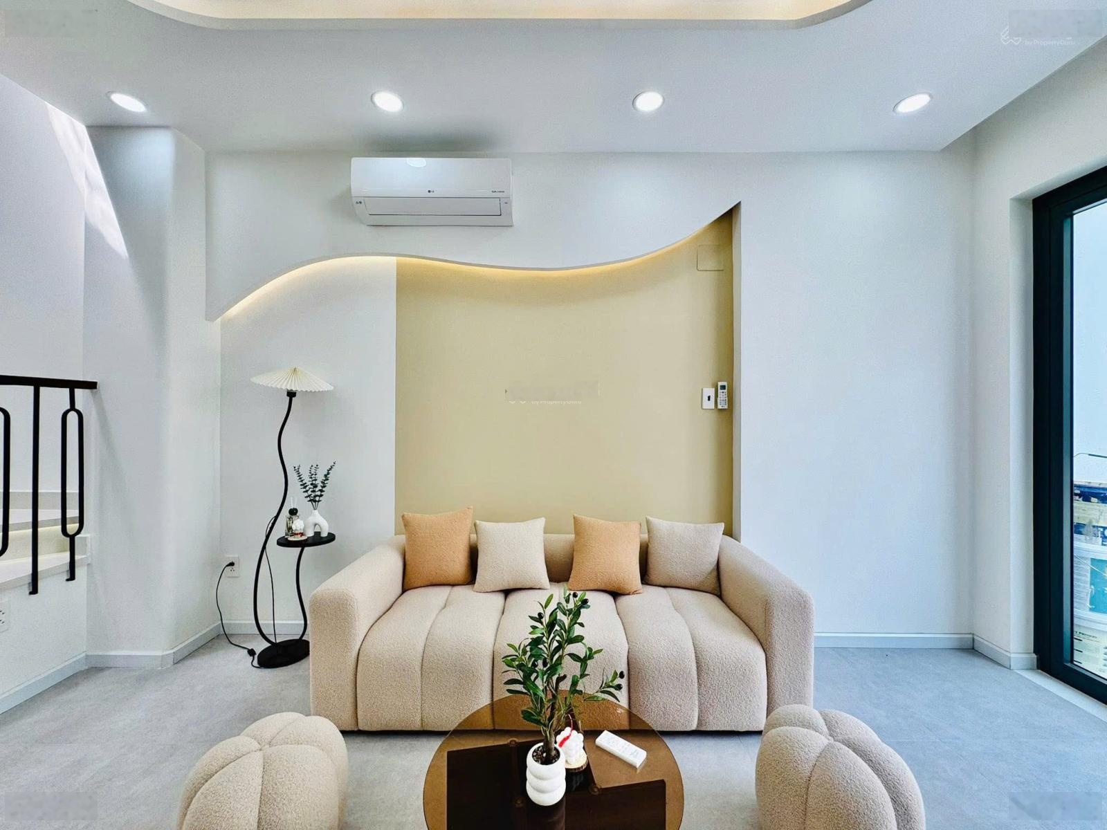 Nhà bán gấp Hoa Giấy Phú Nhuận! 2,6 Tỷ - HĐ 14tr/ tháng - 3PN có ngủ trệt full nội thất