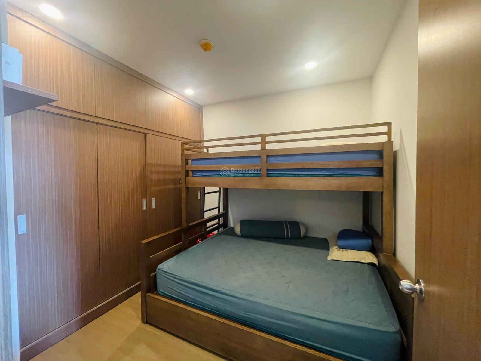 Chính chủ bán River Panorama Quận 7 - 2PN, 2WC - full nội thất - sổ hồng - giá chỉ 4,55 tỷ