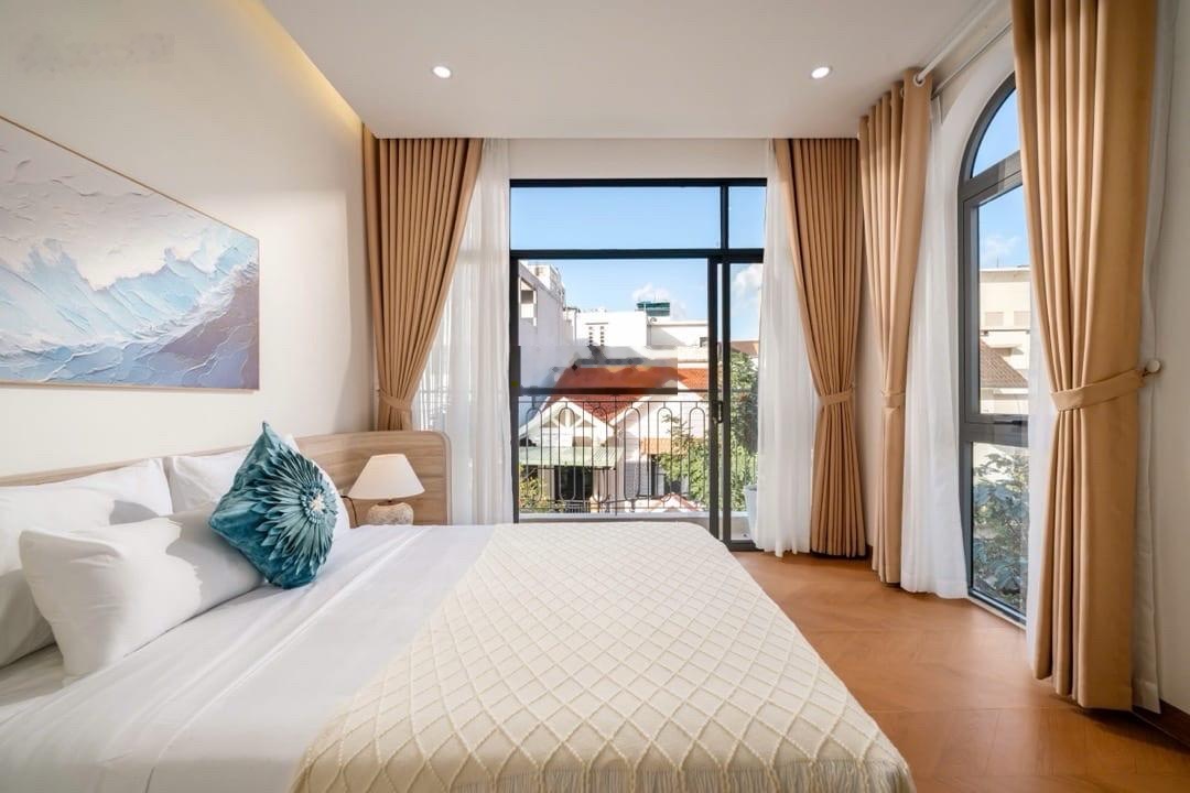 Bán nhà ngay biển Phạm Văn Đồng, Sơn Trà, Đà Nẵng