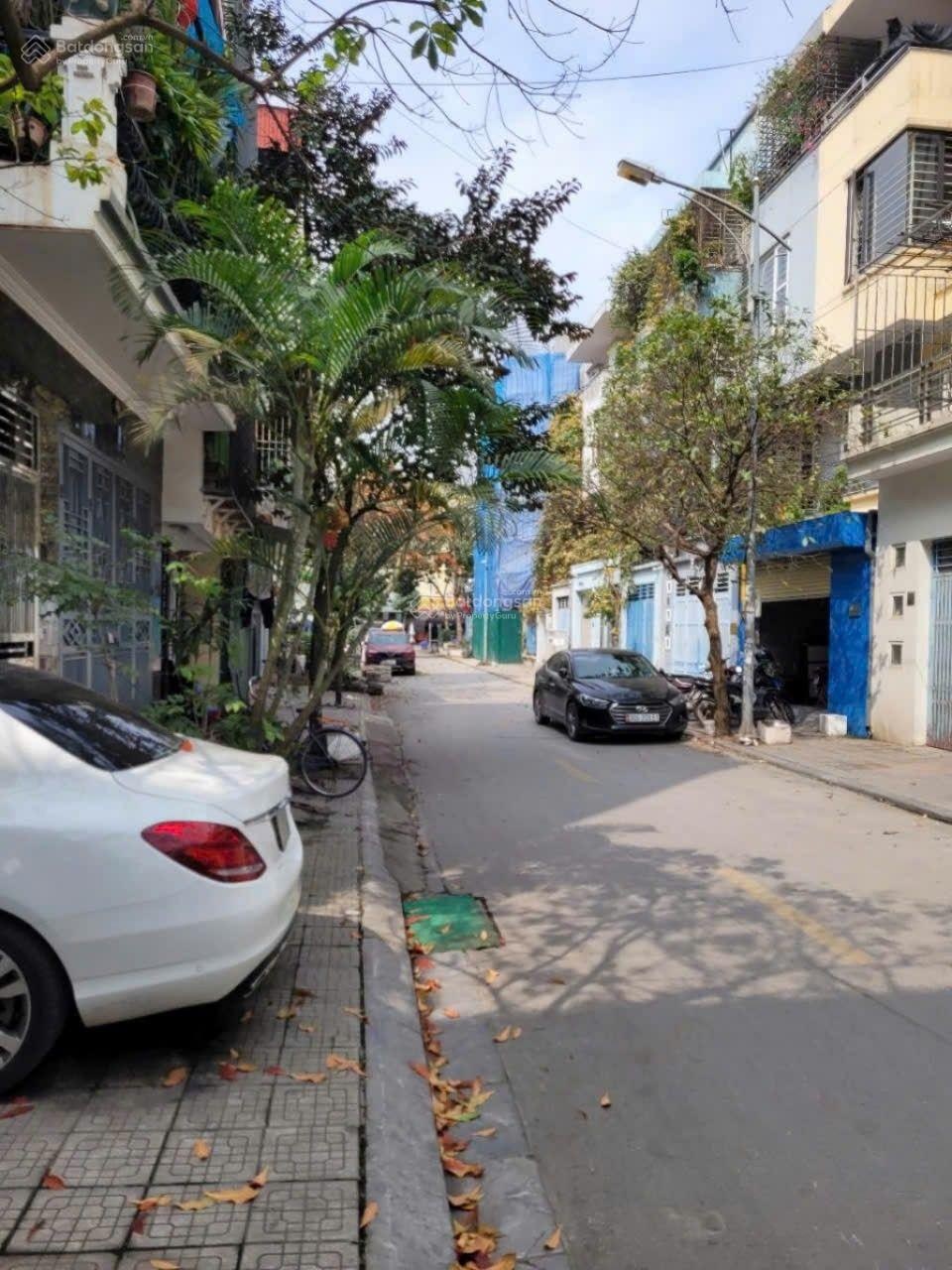 Sống chất giữa lõi Văn Quán nhà đẹp, đường rộng, không gian trong lành