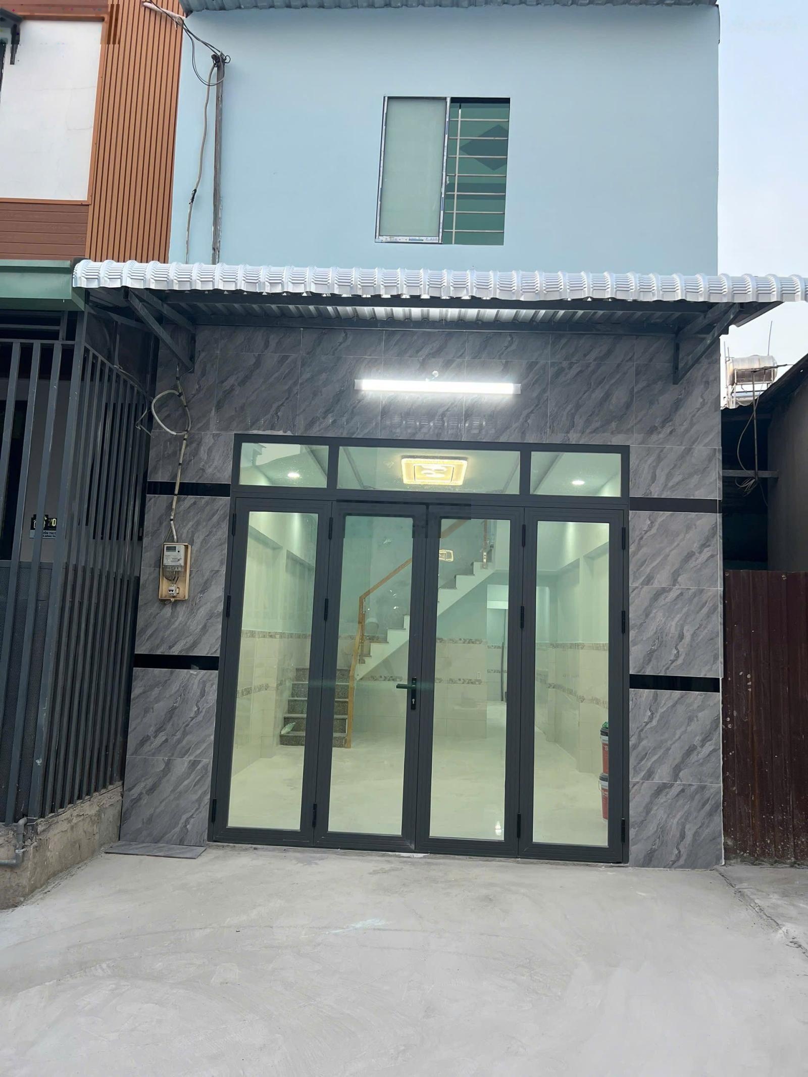 NHÀ SHR ẤP 4 NGAY CHỢ GẤU VỊ TRÍ VÀNG KINH DOANH giá 3.3 tỷ Vị trí cực đẹp: Ngay chợ Gấu