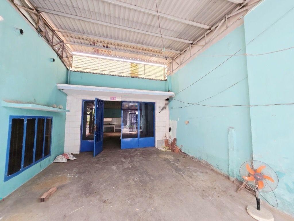 Kèo thơm, nhà 82m2, 5x15 nở hậu, hẻm xe hơi, đường Lê Đình Cẩn, gần Aeon Bình Tân, giá chỉ hơn 4 tỷ