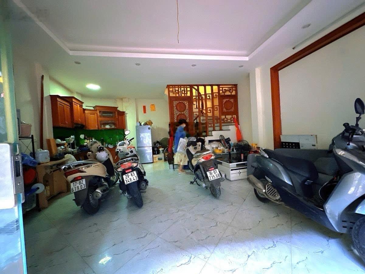 12.5 tỷ- nhà đẹp ở ngay-Hoàng Hoa Thám, Ba Đình, HN-47m2 x 5T-mặt tiền siêu khủng