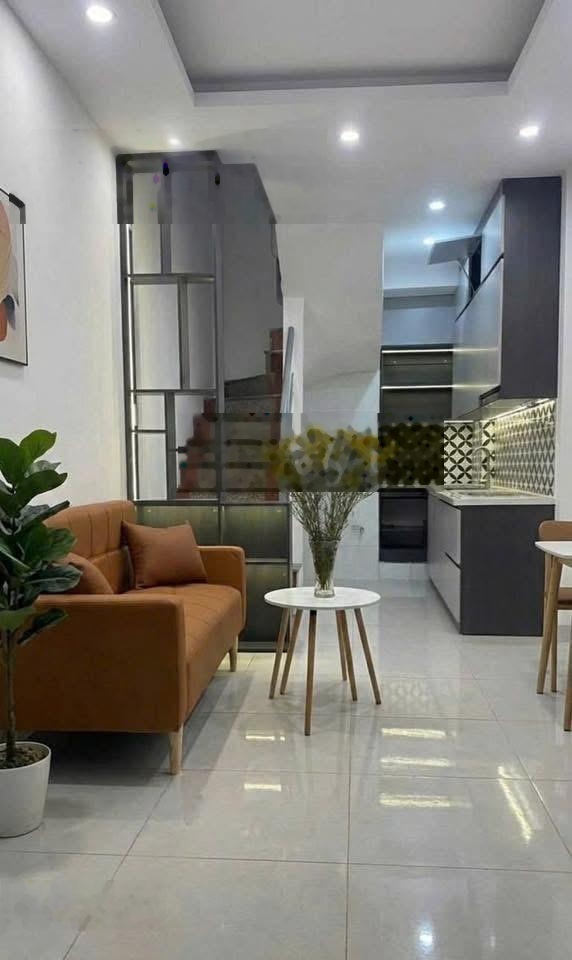 Chỉ Hơn 5 tỷ 3 ngủ Giảng Võ 30m ra phố duy nhất 1 nhà 0912322443