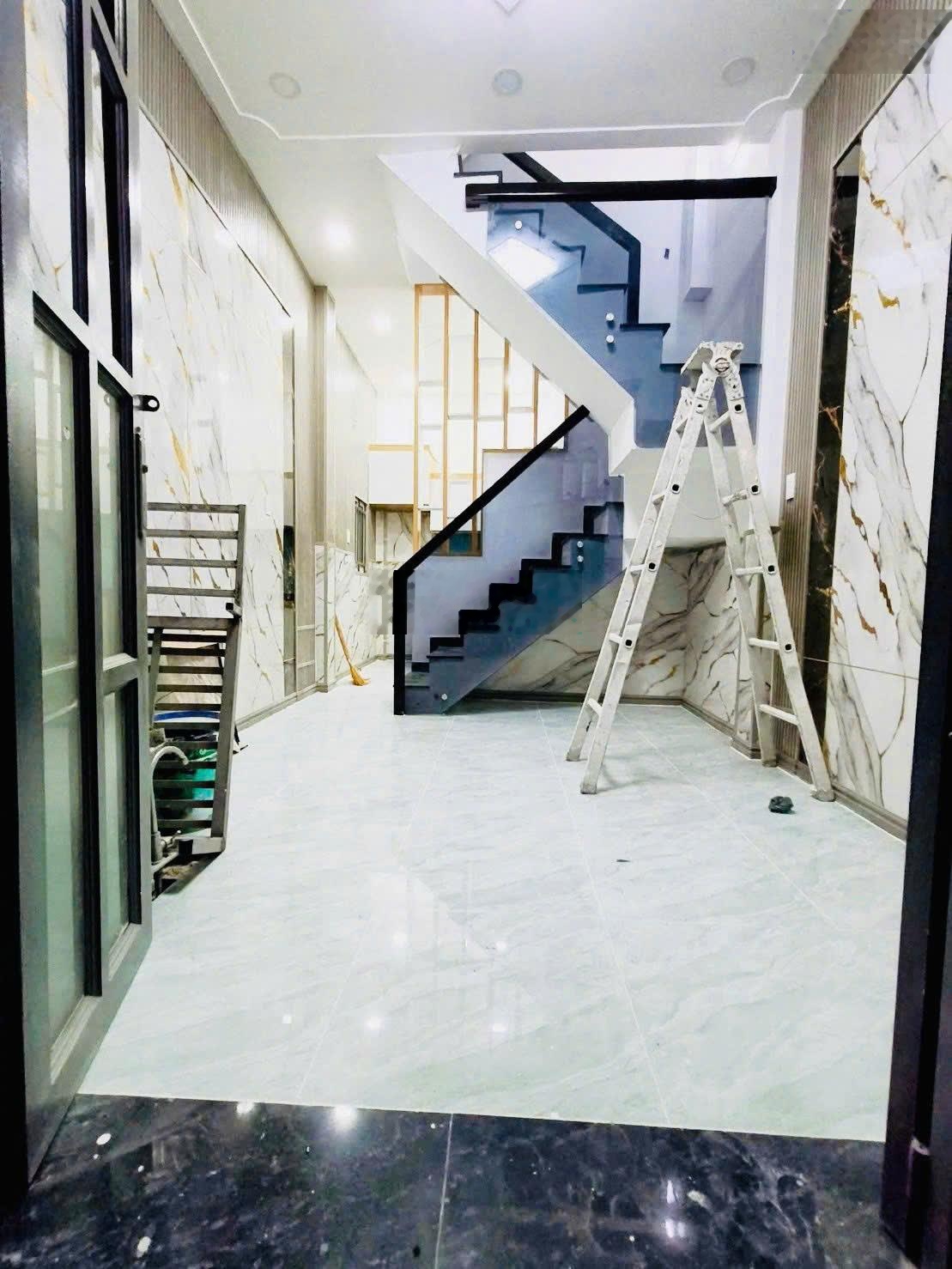 Nhà căn góc 2 mặt hẻm đường HT7 gần BX Lê Văn Khương Q12, 1T1L, giá 1 tỷ 195 TL